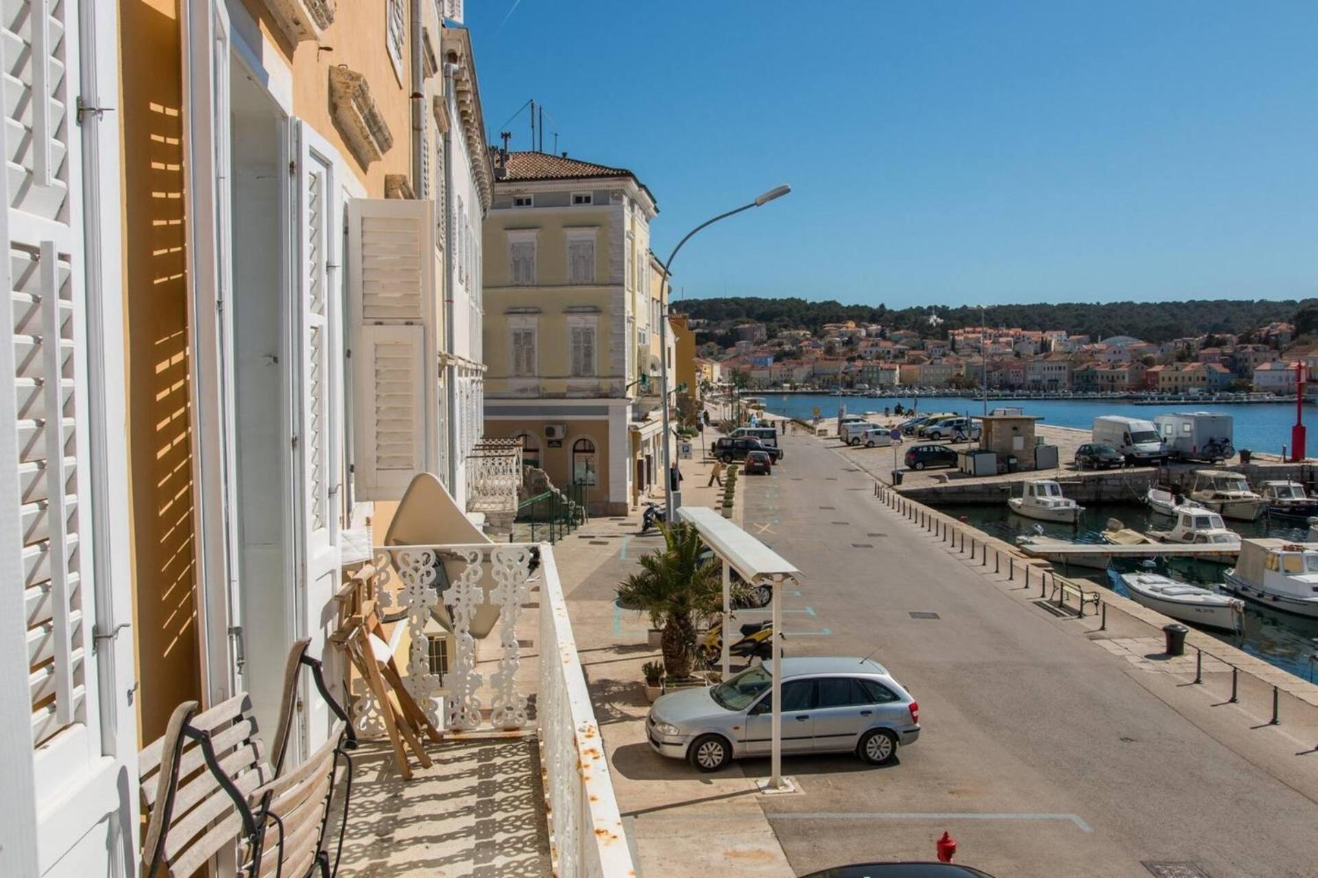 Hotel Vindobona Mali Lošinj Exterior foto